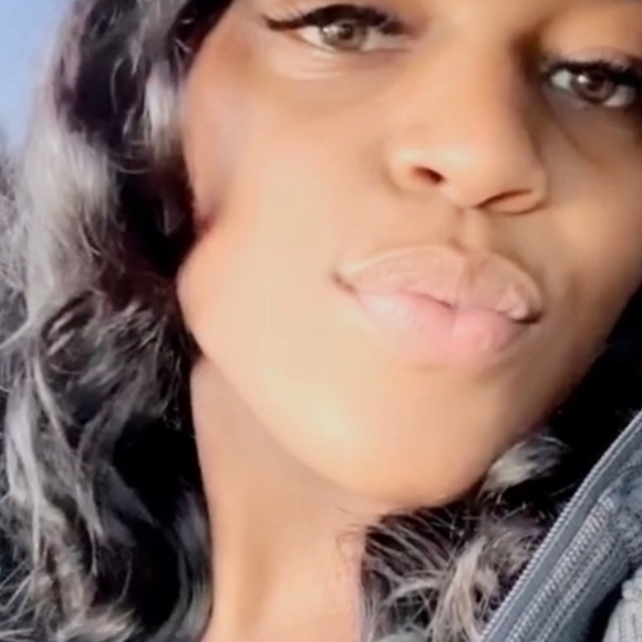 Meet your Posher, Ashley - Picture 1 of 1